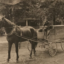 Picture 29 - Delivery Wagon of the Brampton Bakery (Queen Street Bakery) circa 1904. Image provided by Lynne Golding